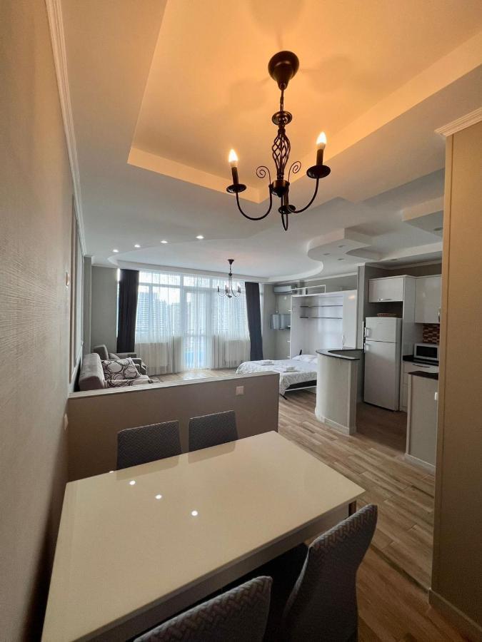 Luxure Apartments Batumi Eksteriør bilde