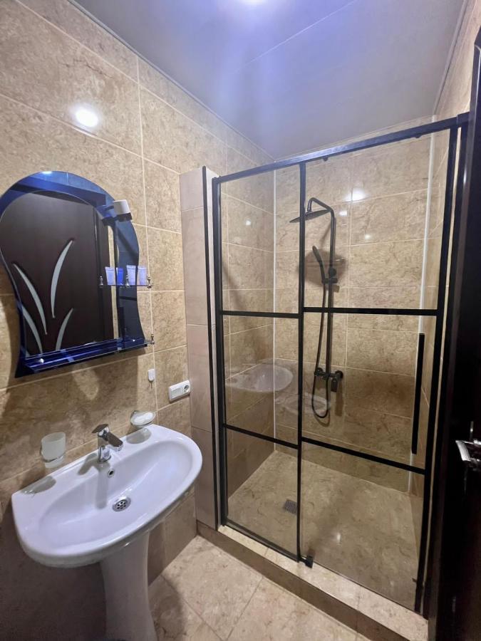 Luxure Apartments Batumi Eksteriør bilde